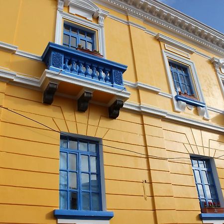 Hostal Cafe Tiana Latacunga Dış mekan fotoğraf