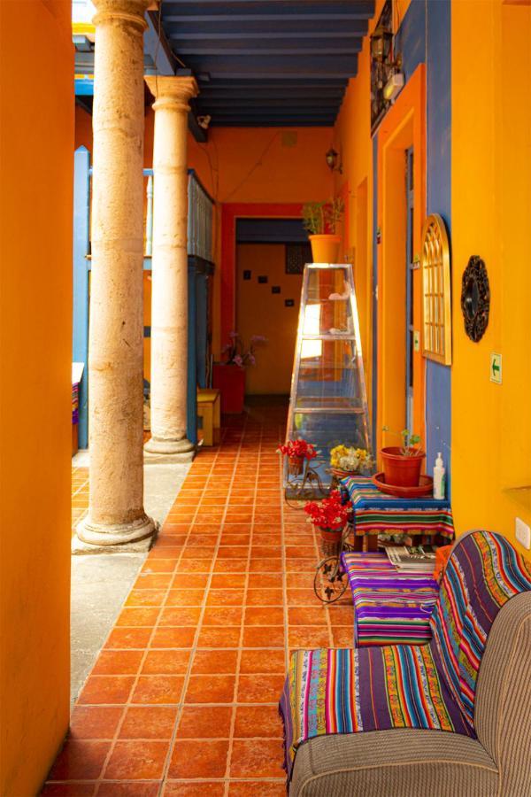 Hostal Cafe Tiana Latacunga Dış mekan fotoğraf