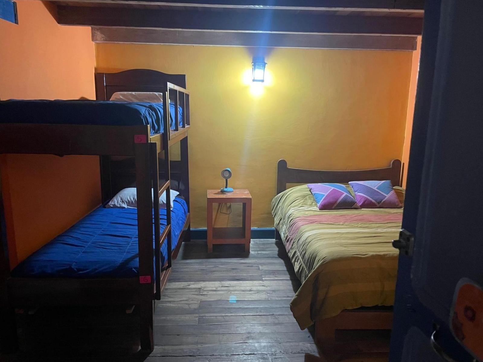 Hostal Cafe Tiana Latacunga Dış mekan fotoğraf